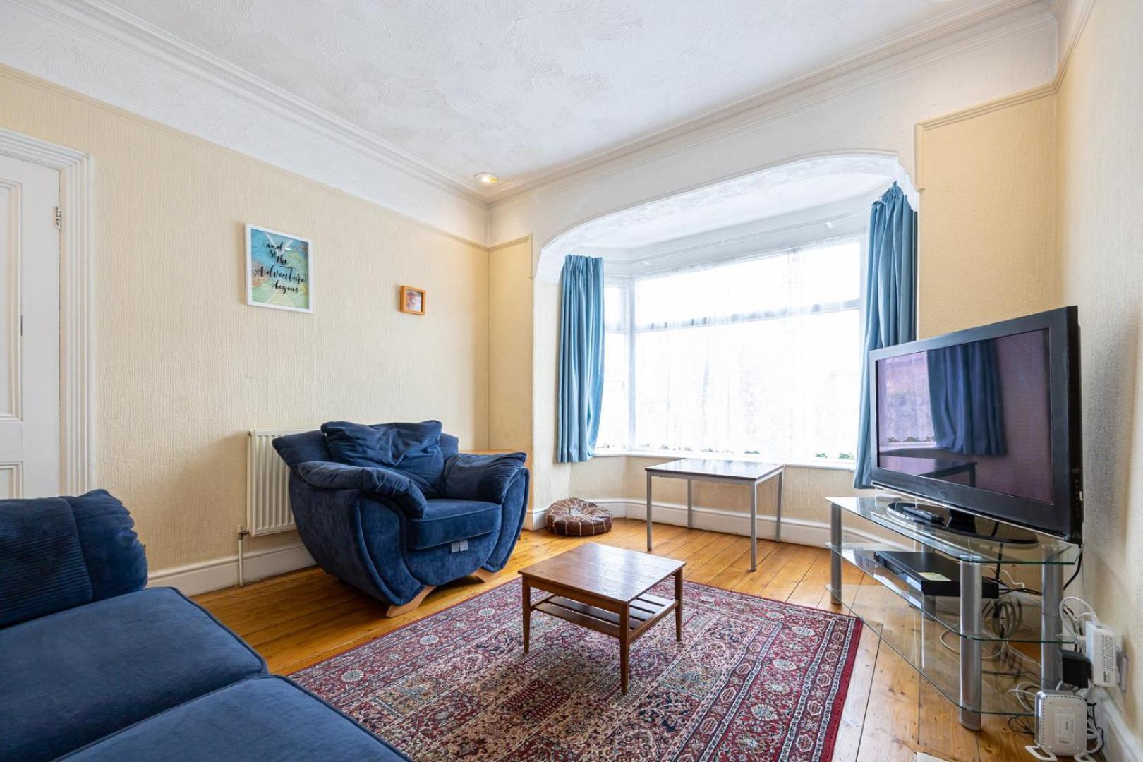 Guestready - Enchanting Life In Gorse Hill Manchester Esterno foto